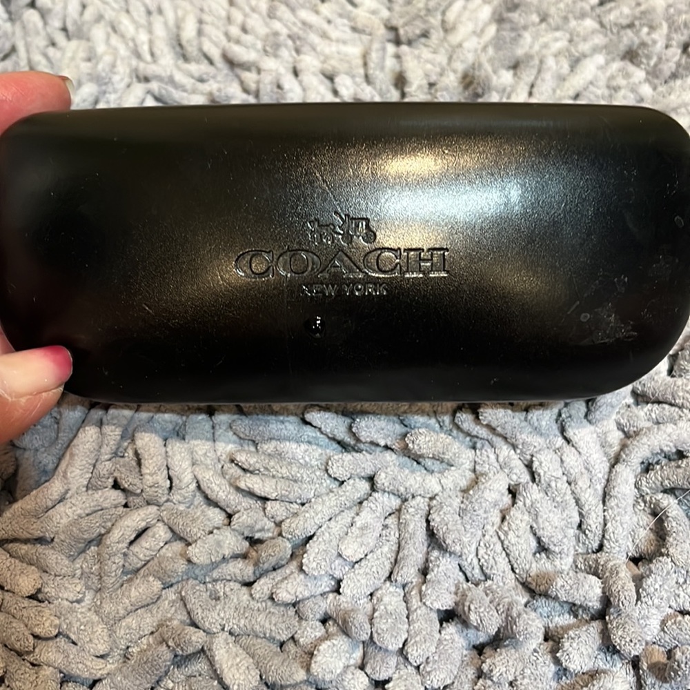 Coach glasses case - Picture 2 of 2